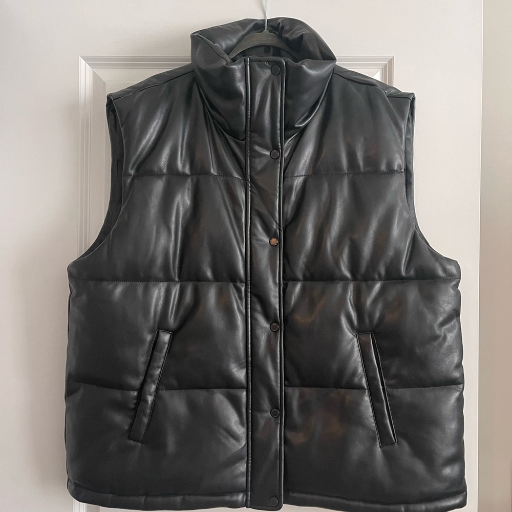 LEATHER VEST